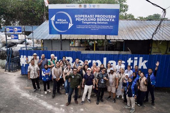 Delegasi Internasional Pelajari Pengelolaan Sampah di Koperasi Pemulung Berdaya