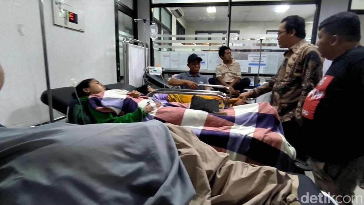 Ratusan Warga Magelang Diduga Keracunan Setelah Mengonsumsi Es Buah