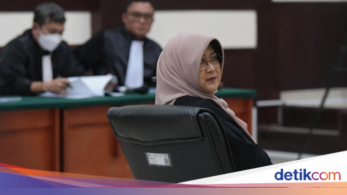 Persidangan dr Tifa: Tuduhan Ijazah Palsu Jokowi Terungkap