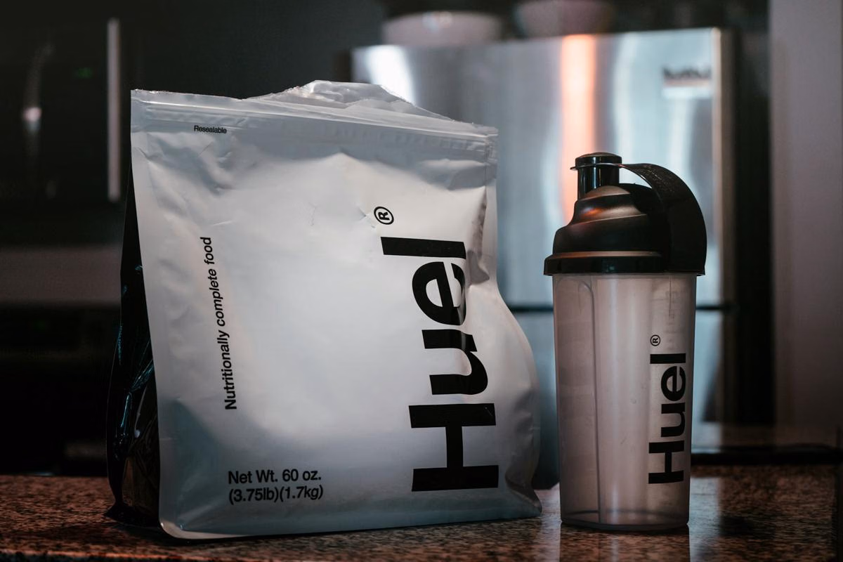 Perbandingan Whey Protein Isolate dan Concentrate: Apa Saja Bedanya?