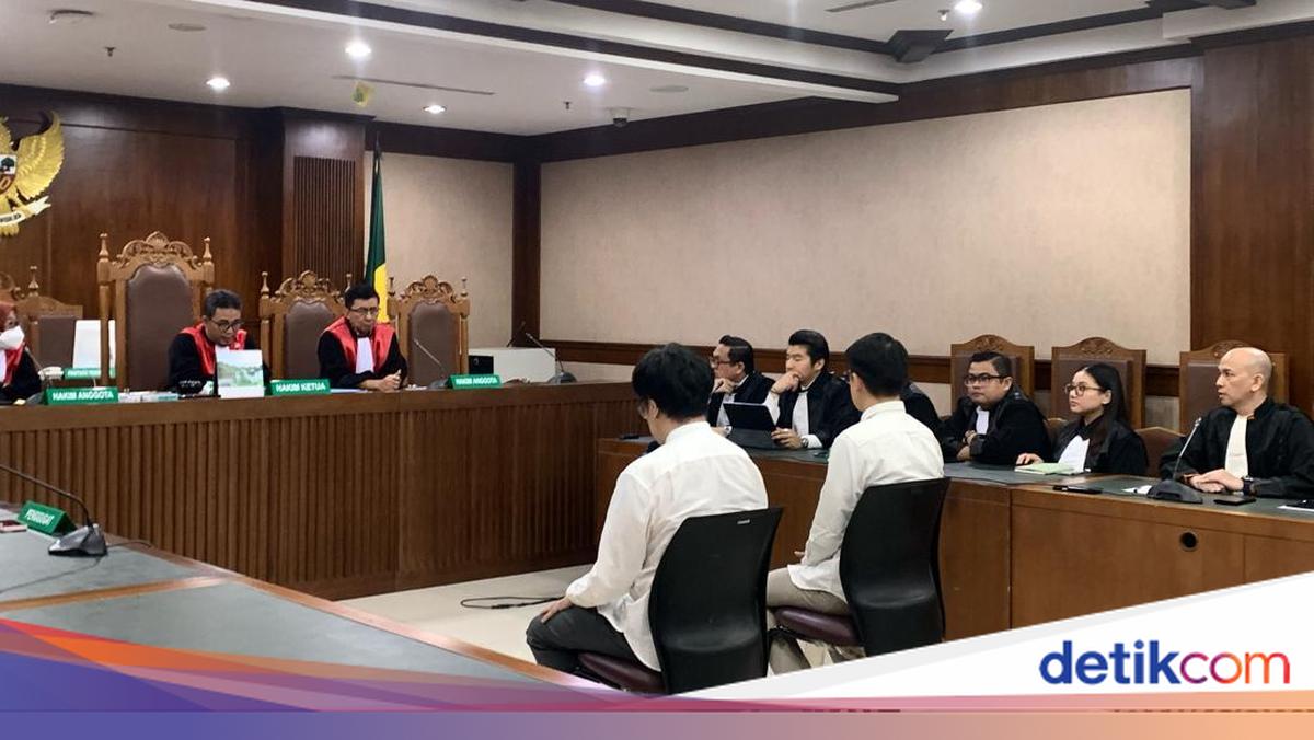 Sebanyak 6 terdakwa kasus dugaan korupsi terkait investasi dari PT BVI dan PT MDI Ventures ke startup TaniHub divonis hukuman penjara. (Mulia/detikcom).
