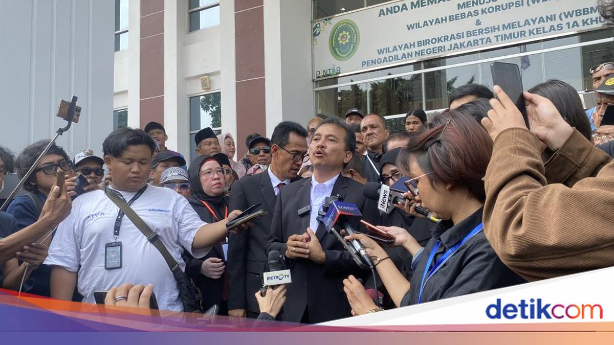 Roy Suryo Akhirnya Hadapi Sidang Kasus Fitnah Terhadap Jokowi