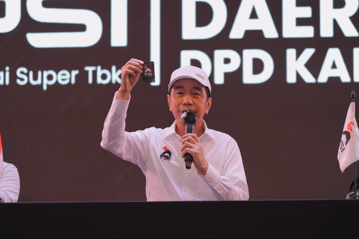 Jokowi Ungkap Alasan Memperlihatkan KTA PSI di Momentum yang Tepat