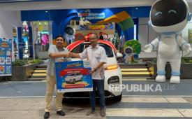 Penghargaan untuk Pelanggan: Electronic City Serahkan Hadiah Mobil Listrik dalam Program 'Spectacular Surprise 2'