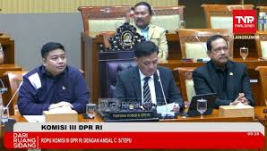 Bahas Polemik Kasus Videografer Amsal, Komisi III Panggil Kejari Karo 58 menit yang lalu