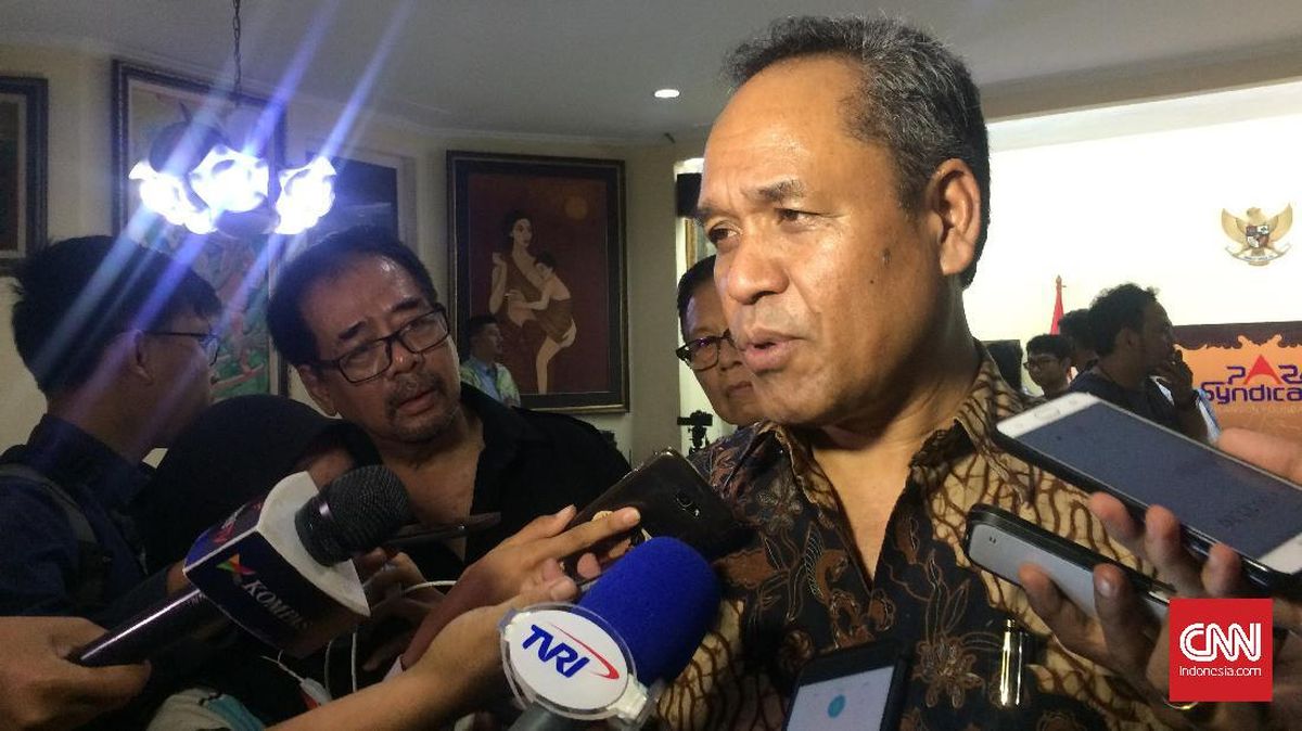 Benny K Harman Menyampaikan Pendapatnya tentang Pembatasan Calon Presiden