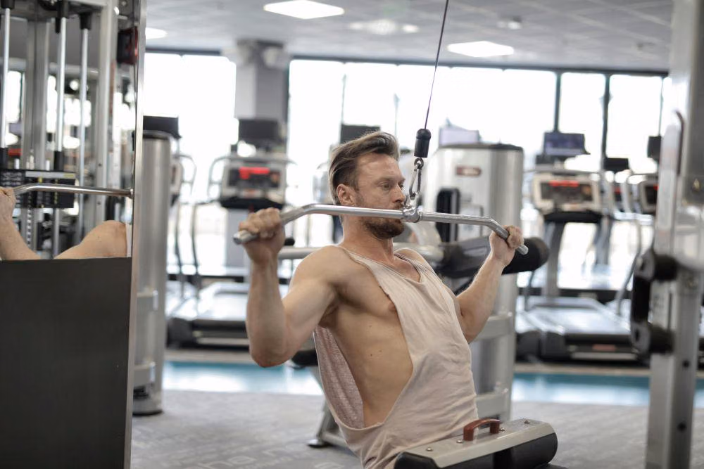 Mengapa Lat Pulldown Tidak Menjamin Kemampuan Pull-Up