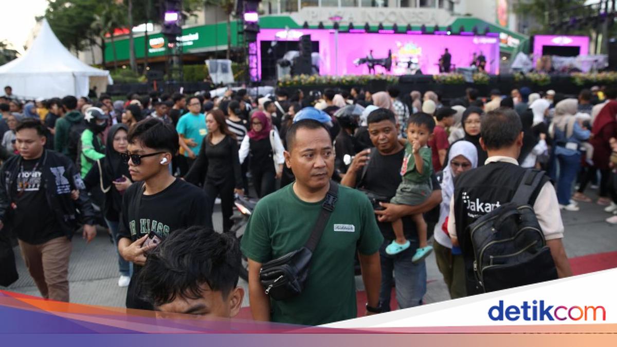 Menutup Mata Justru Mengganggu Pendengaran di Lingkungan Bising