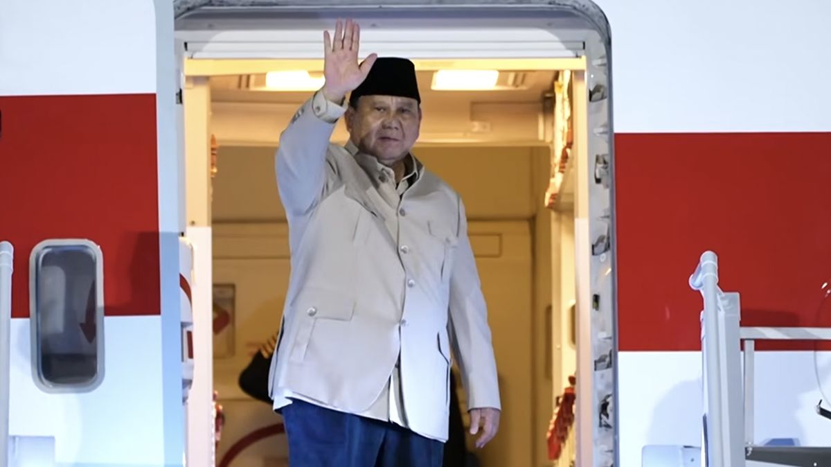 Prabowo Subianto Ungkap Cara 'Healing' di Tengah Kesibukan Melalui Berenang, Tidur, dan Membaca