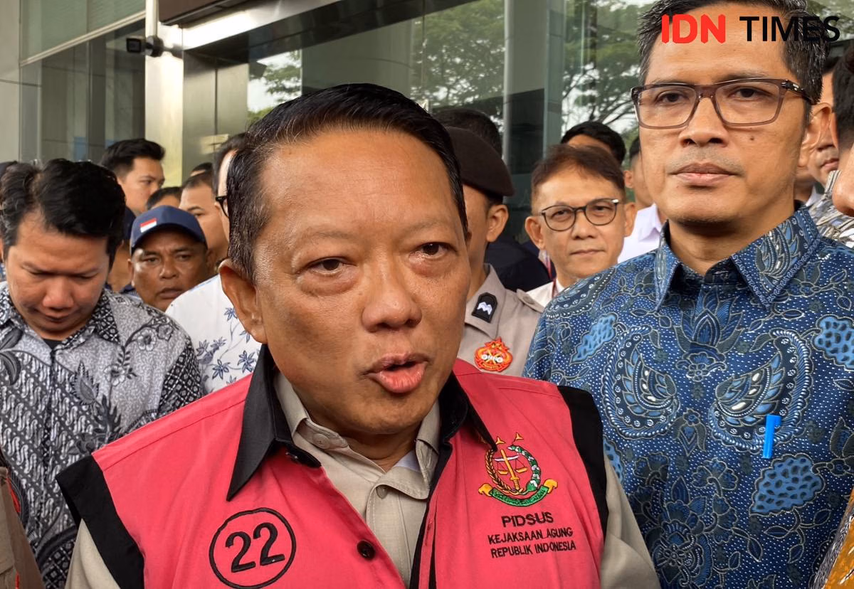 Sidang Dakwaan Korupsi Eks Jampidsus Febrie Dimulai Hari Ini