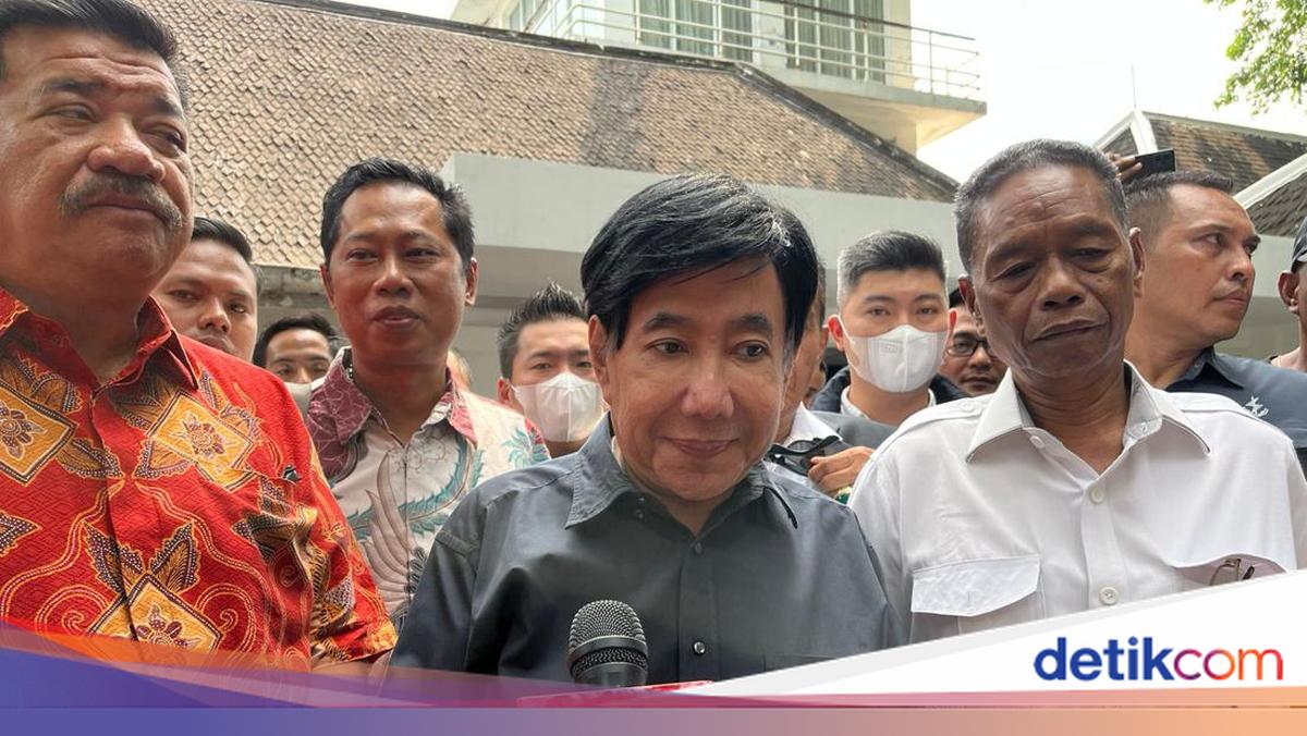 Guruh Soekarnoputra Dalam Kondisi Kritis, PDIP Memohon Doa