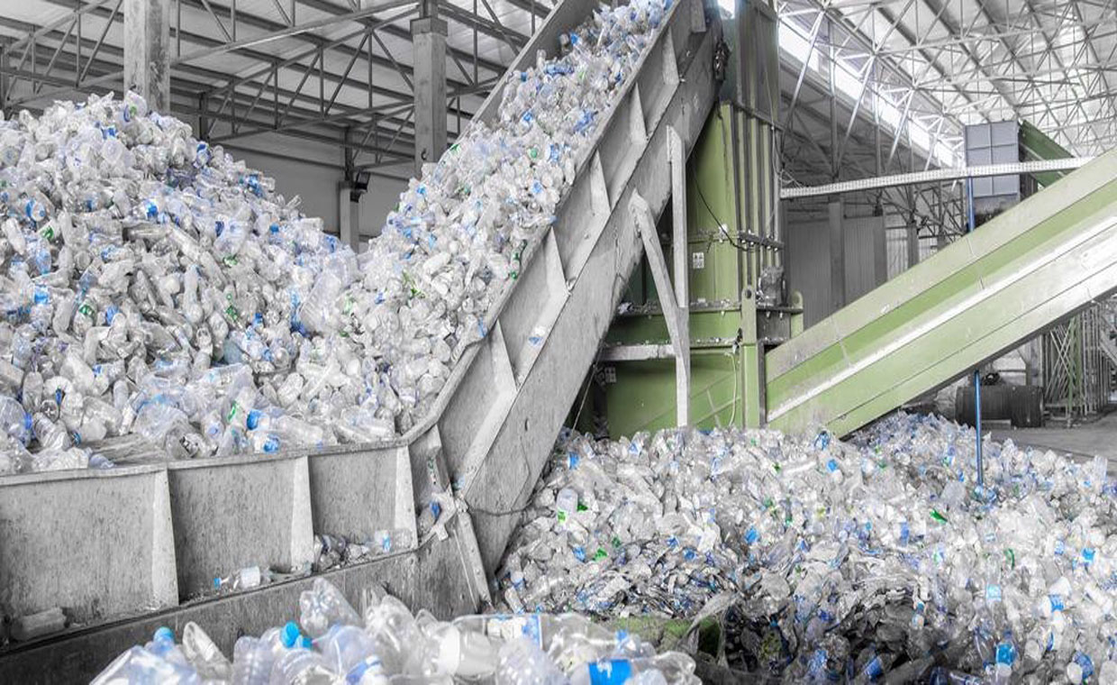 Kenaikan Harga Plastik Mendorong Legislator untuk Mengoptimalkan Pengelolaan Bank Sampah