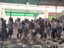 Hari Pertama UTBK 2026 di UNJ: Peserta Tiba Sejak Dini Hari, Orang Tua Menunggu Setia