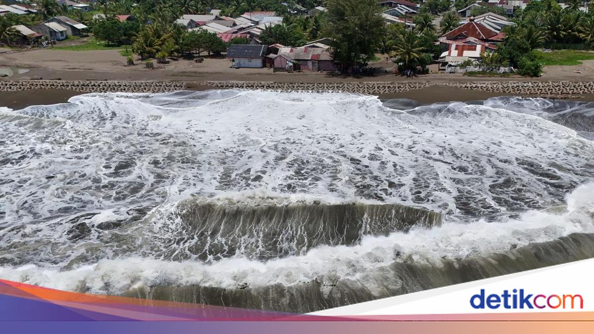 Bulan Purnama Harvest Moon, Waspadai Potensi Banjir Rob