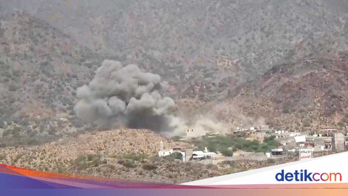 Houthi Klaim Menyerang Fasilitas Aramco di Riyadh dengan Rudal Balistik