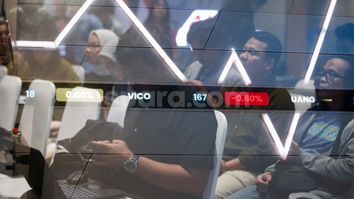 IHSG Mengalami Fluktuasi di Awal Perdagangan, Perhatikan Saham Emas