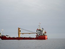 Iran Umumkan Selat Hormuz Kembali Dibuka untuk Kapal Komersial