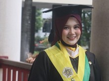 Menjadi Dokter Spesialis di Usia 28 Tahun: Lulusan Termuda UGM, Apa Tips Isti?