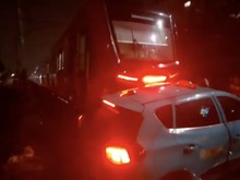 Kecelakaan Kereta di Bekasi, Green SM Menanggapi Insiden Taksi Tertabrak KRL