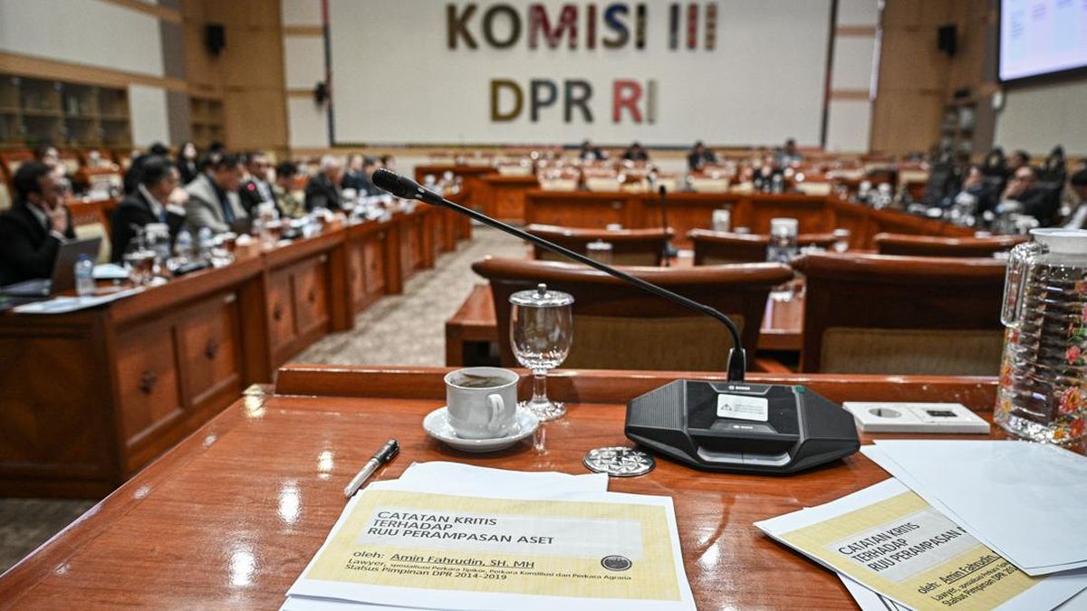 Suasana Rapat Dengar Pendapat Umum (RDPU) Komisi III DPR dengan advokat di Kompleks Parlemen, Senayan, Jakarta, Rabu (28/10/2026). (ANTARA FOTO/FAUZAN)