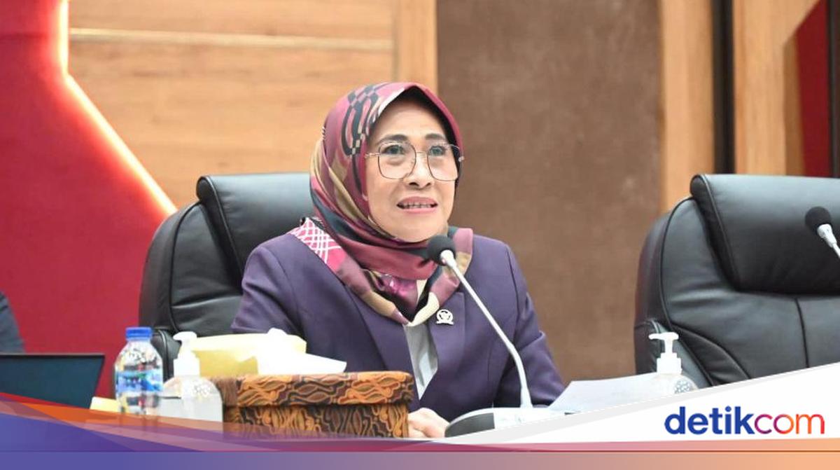 DPR Komisi X Akan Panggil Kemdikti Terkait Pendirian Universitas Republik Indonesia