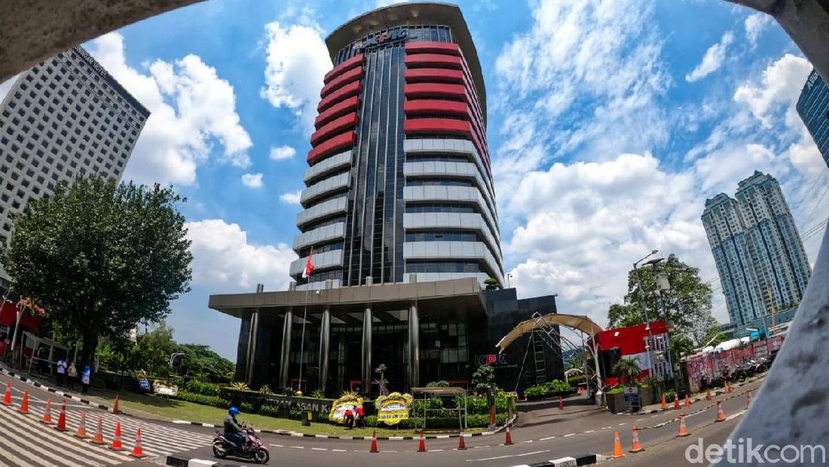 KPK Umumkan Penetapan Delapan Tersangka Baru dalam Kasus Proyek Jalan di Sumut