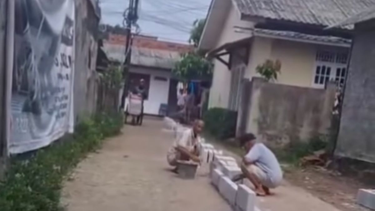 Perselisihan Warga di Depok Terkait Pembakaran Sampah dan Penutupan Akses Jalan