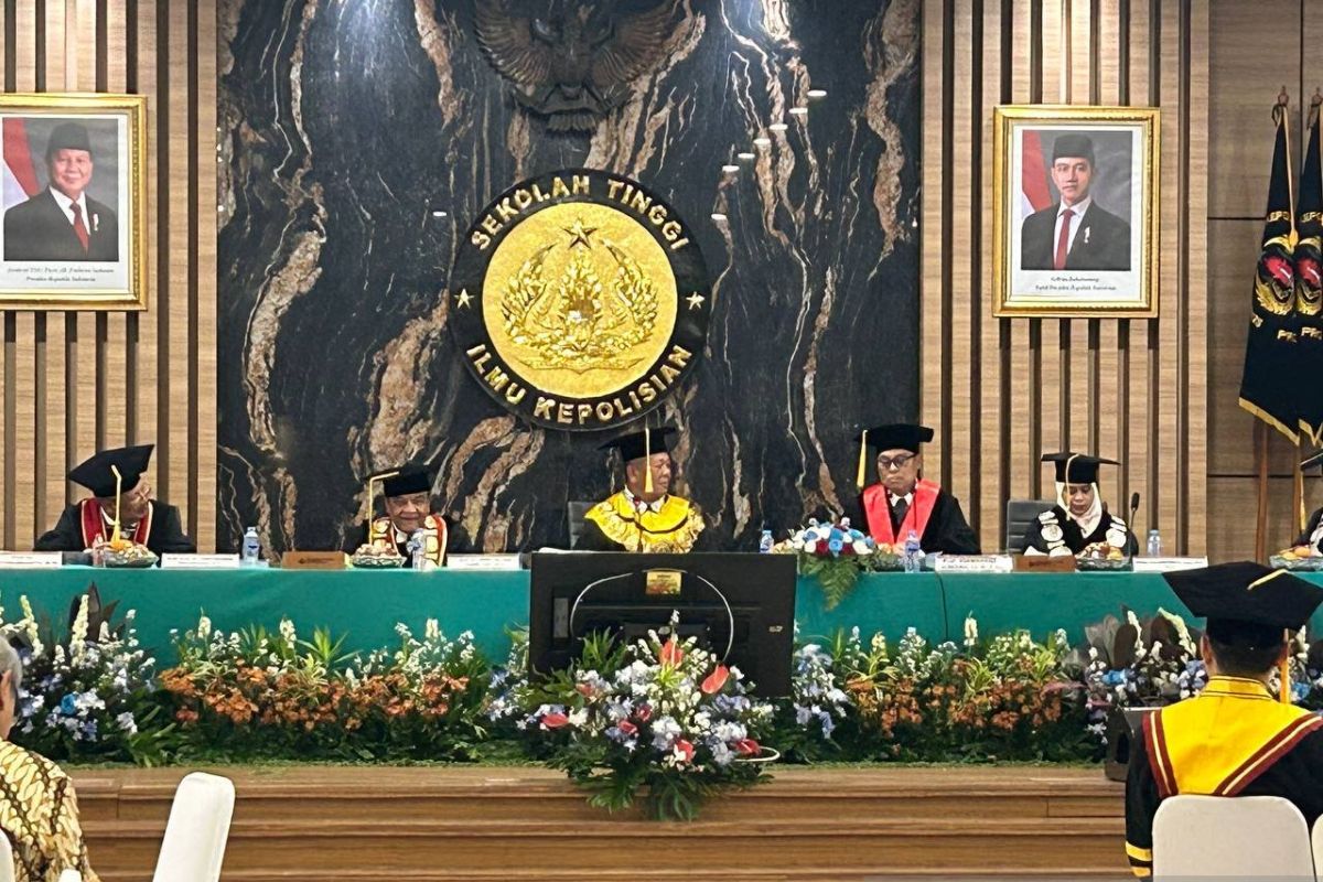 Pentingnya Penelitian Disertasi bagi Perwira Polri