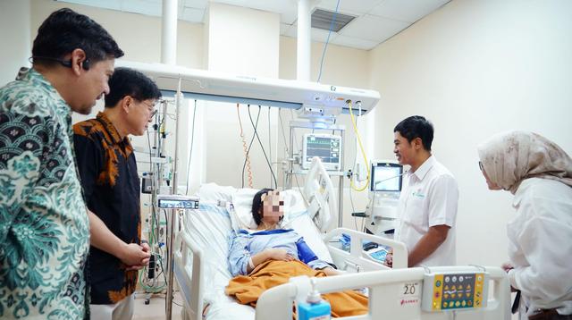 Anak Sumbangkan Hati untuk Transplantasi Ayah yang Terkena Sirosis