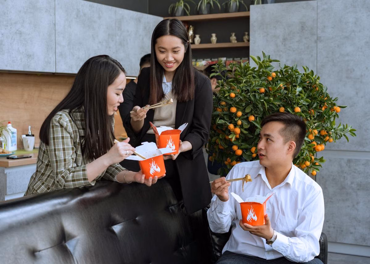 Mengapa Hanya Satu Orang yang Keracunan Meski Makan Bersama?