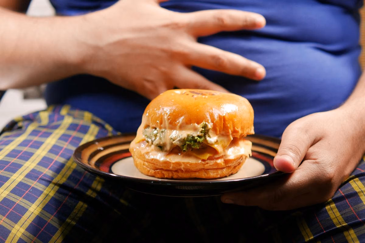 Mengapa Makan Sedikit Bisa Menyebabkan Keracunan Makanan? Ini Penjelasannya