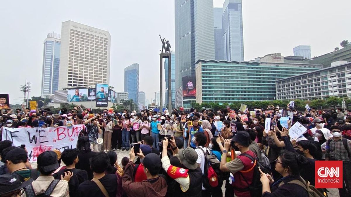 Mahasiswa Mulai Berkumpul di Bundaran HI untuk Aksi 28 Oktober