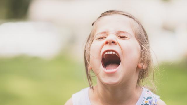 Dampak Media Sosial Terhadap Perilaku Anak: Solusi untuk Mengatasi Tantrum