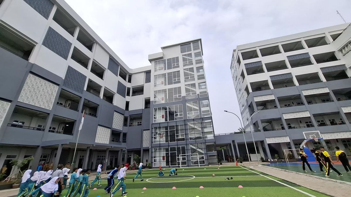 Mengenal Gedung Sekolah Baru di Jakarta Timur: Fasilitas Modern dan Lift