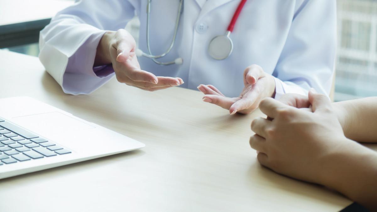 PDUI Menyoroti Masalah dalam Sistem Dokter Internship, Termasuk Status yang Tidak Jelas