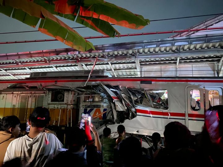 Kecelakaan Kereta di Bekasi: 6 Tewas dan 80 Terluka
