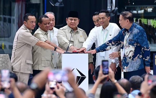 Prabowo Berkomitmen Untuk Mempersembahkan Kejutan Global Tahun Depan Sebagai 'Raksasa Baru'