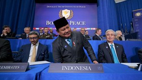 Prajurit TNI Tewas di Lebanon, DPR Ingatkan Prabowo Opsi Keluar BoP