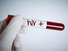 Eks Guru MTs di Depok Ditangkap Terkait Penawaran Jasa Oral Seks, Diduga Terinfeksi HIV Sejak 2014