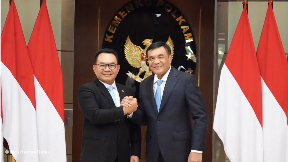 Dudung Abdurachman Resmi Menjadi Menko Polkam, Fokus Atasi Karhutla dan Ekspor Ilegal