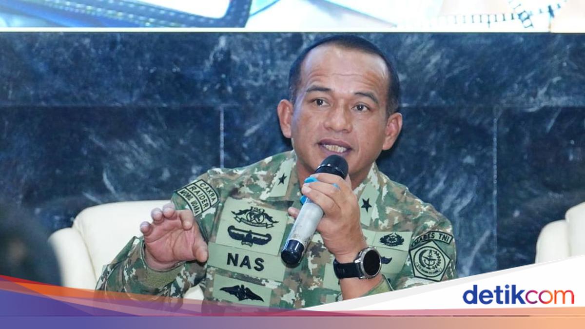 Kedatangan Pria Berambut Cepak ke Polda Metro Jaya, TNI Tegaskan Tak Terlibat