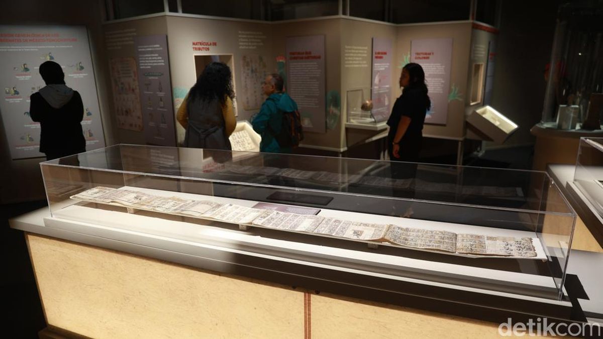 Codex Azcatitlan Kembali Dipamerkan Setelah 186 Tahun Menghilang