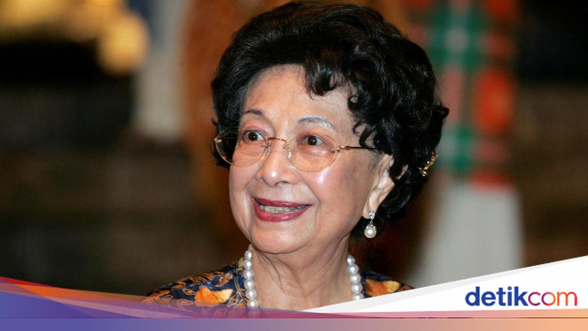 Istri Mantan Perdana Menteri Malaysia, Siti Hasmah, Meninggal Dunia di Usia 100 Tahun