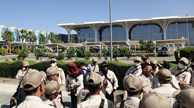 Tim Kesehatan Haji Sigap Menangani Kasus Darurat di Bandara Madinah