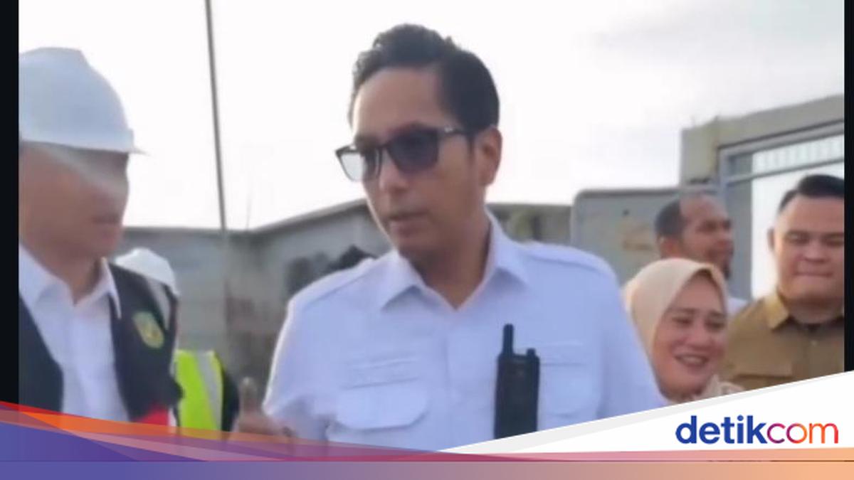 Tangkapan layar media sosial menunjukkan lurah menimpali warga yang sedang ngobrol dengan Walkot Medan