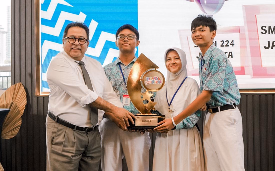 SMPN 276 Raih Gelar Juara Teka-Teki Gen Alpha di Tengah Prediksi Musim Hujan