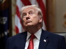 Trump Akan Segera Akhiri Perang Iran, Tak Perlu Ada Kesepakatan